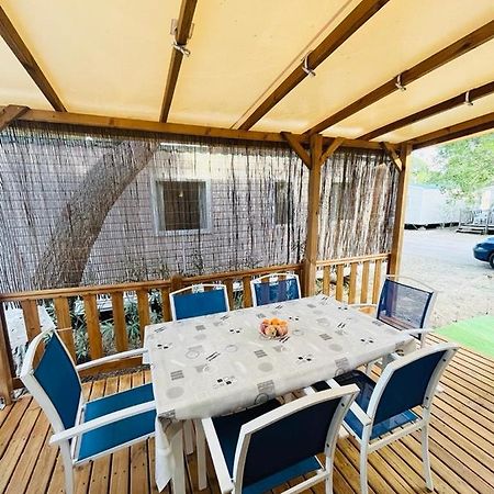 Mobil Home 8 Personnes Camping L'Elysee Vagues Oceanes Le Grau-du-Roi Extérieur photo